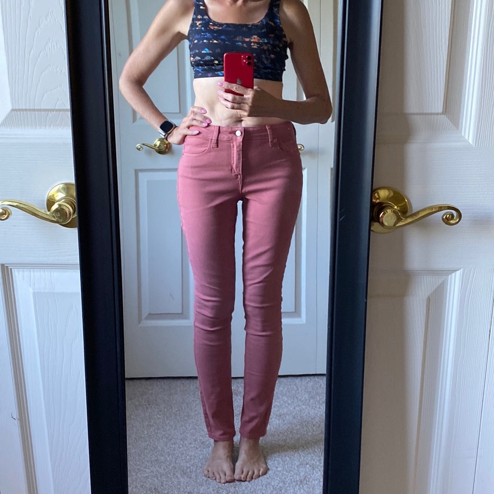 Old Navy Rockstar Super Skinny Jeans